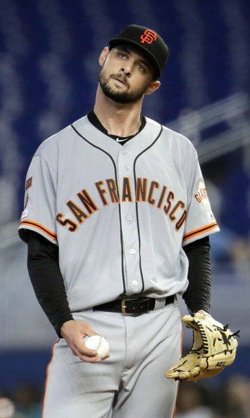 Giants snap 7-game skid by beating Marlins 3-1